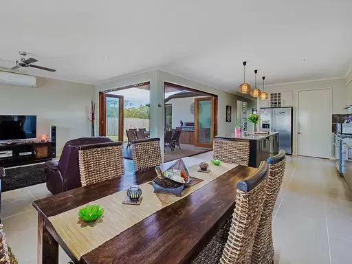 32 Scribbly Gum Circuit, Peregian Springs Sold by Ray White Noosa - image 2