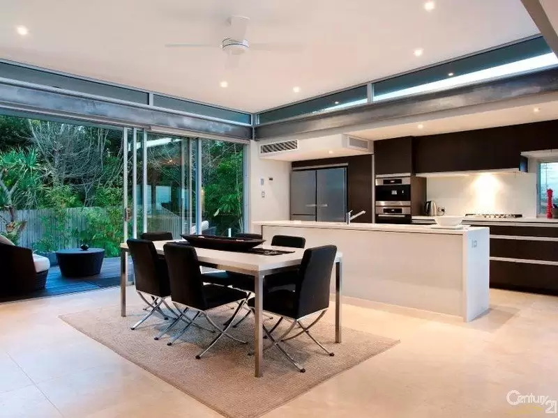 Photo #26: 1/26 Peregian Esplanade, Peregian Beach - Sold by Ray White Noosa