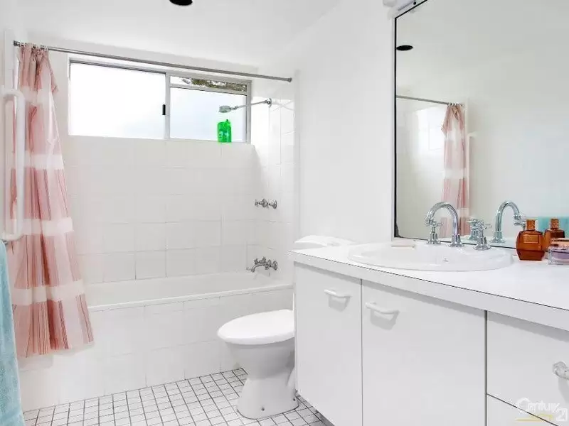 Photo #3: 10/20 Douglas Street, Sunshine Beach - Sold by Ray White Noosa