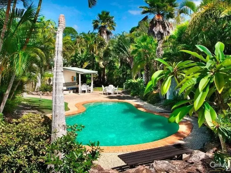 Photo #5: 3/2 Banksia Avenue, Noosa Heads - Sold by Ray White Noosa