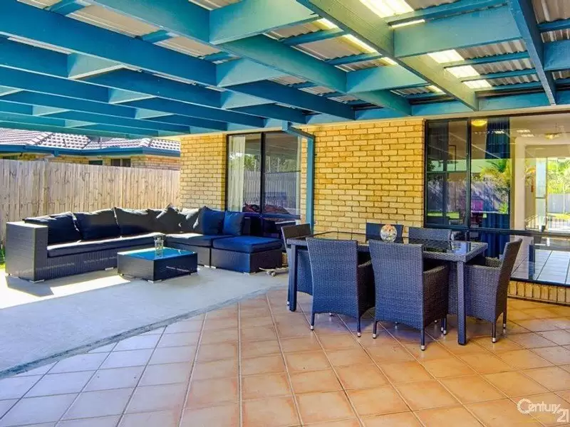 Photo #11: 50 Lake Entrance Boulevard, Noosaville - Sold by Ray White Noosa