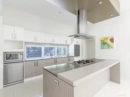 32 Oriole Avenue, Peregian Beach Sold by Ray White Noosa