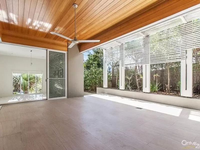 Photo #5: 32 Oriole Avenue, Peregian Beach - Sold by Ray White Noosa