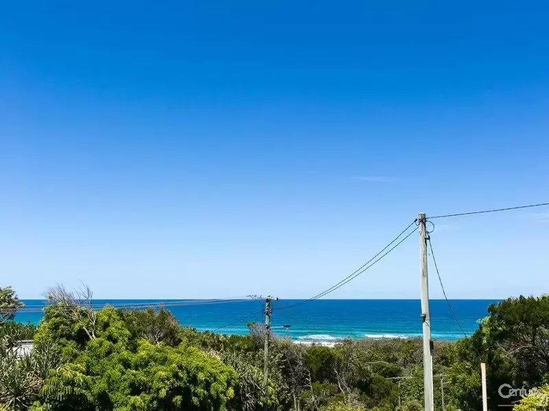 Photo #4: 2/7 Peregian Esplanade, Peregian Beach - Sold by Ray White Noosa