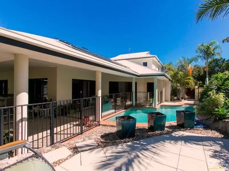 Photo #9: 13 Longwood Drive, Peregian Springs - Sold by Ray White Noosa