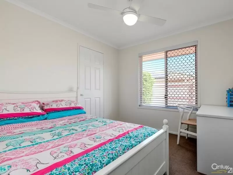 Photo #11: 55a Furness Drive, Tewantin - Sold by Ray White Noosa
