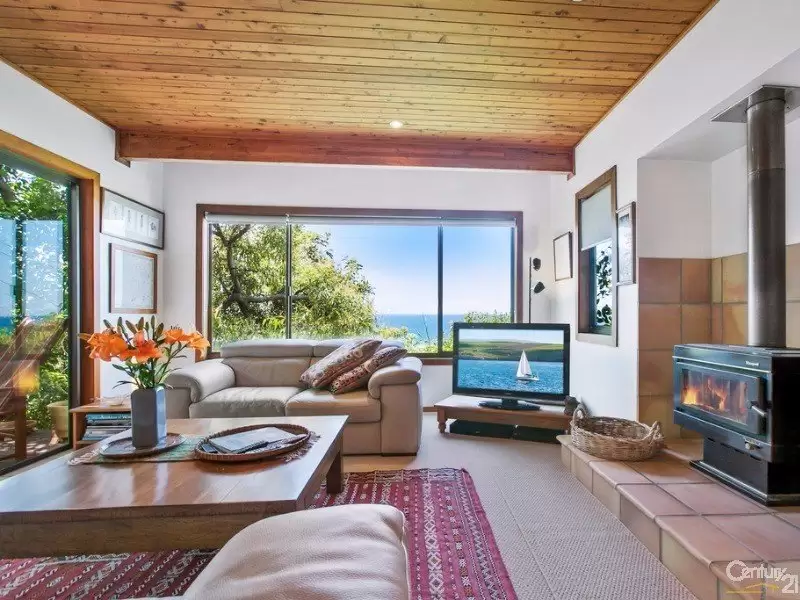 Photo #7: 32  Bryan Street, Sunshine Beach - Sold by Ray White Noosa