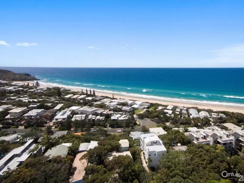 Photo #8: 32  Bryan Street, Sunshine Beach - Sold by Ray White Noosa