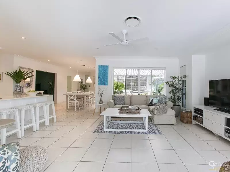 Photo #8: 145 The Avenue, Peregian Springs - Sold by Ray White Noosa