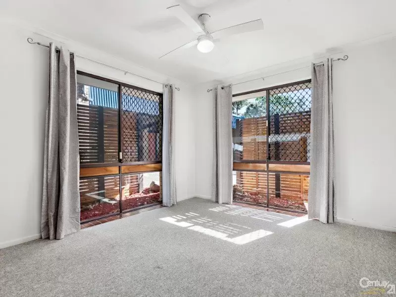 Photo #8: 2/58 Peregian Esplanade, Peregian Beach - Sold by Ray White Noosa