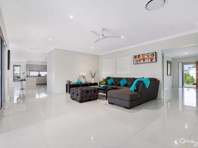 Photo #7: 77 Balgownie Drive, Peregian Springs - Sold by Ray White Noosa