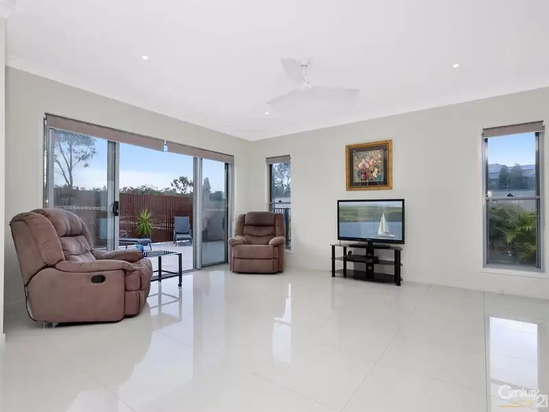 Photo #9: 77 Balgownie Drive, Peregian Springs - Sold by Ray White Noosa