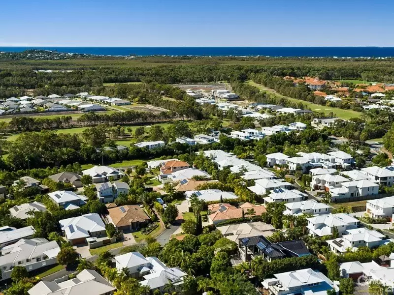 Photo #7: 4 Nicklaus Lane, Peregian Springs - Sold by Ray White Noosa