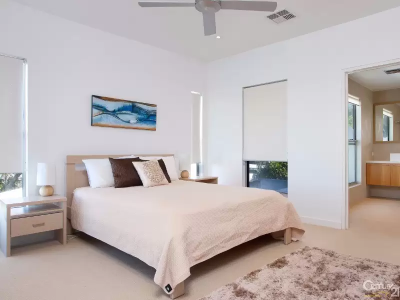 Photo #16: 18 Plover Street, Peregian Beach - Sold by Ray White Noosa