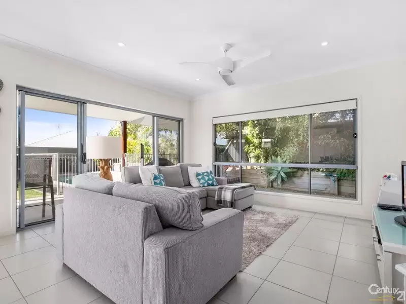 Photo #8: 18  Doral Drive, Peregian Springs - Sold by Ray White Noosa