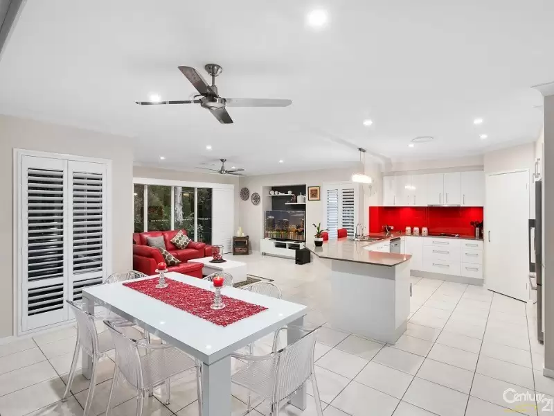 Photo #11: 19 Glen Abby Avenue, Peregian Springs - Sold by Ray White Noosa