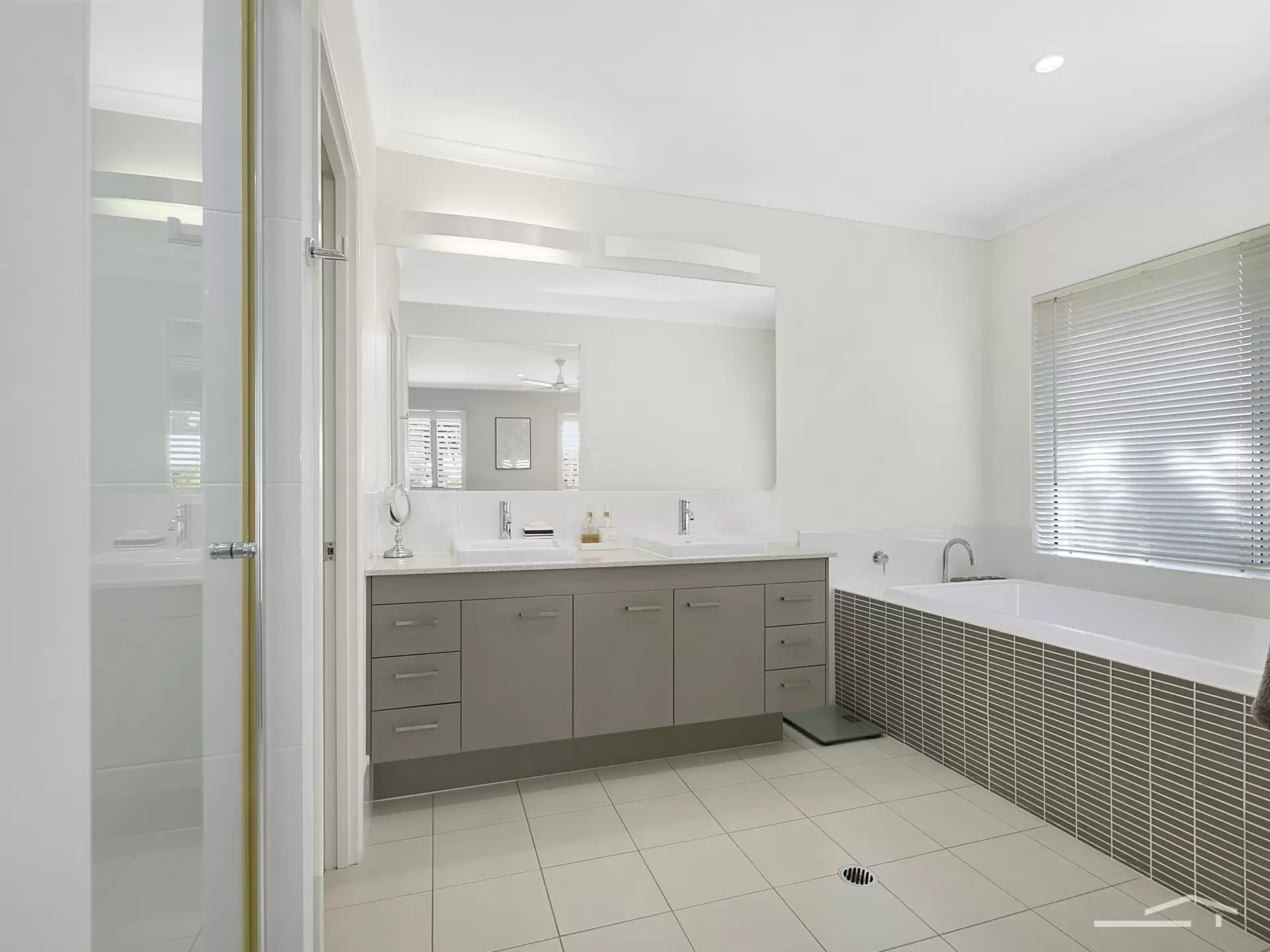 Photo #12: 22 Augusta Circuit, Peregian Springs - Sold by Ray White Noosa