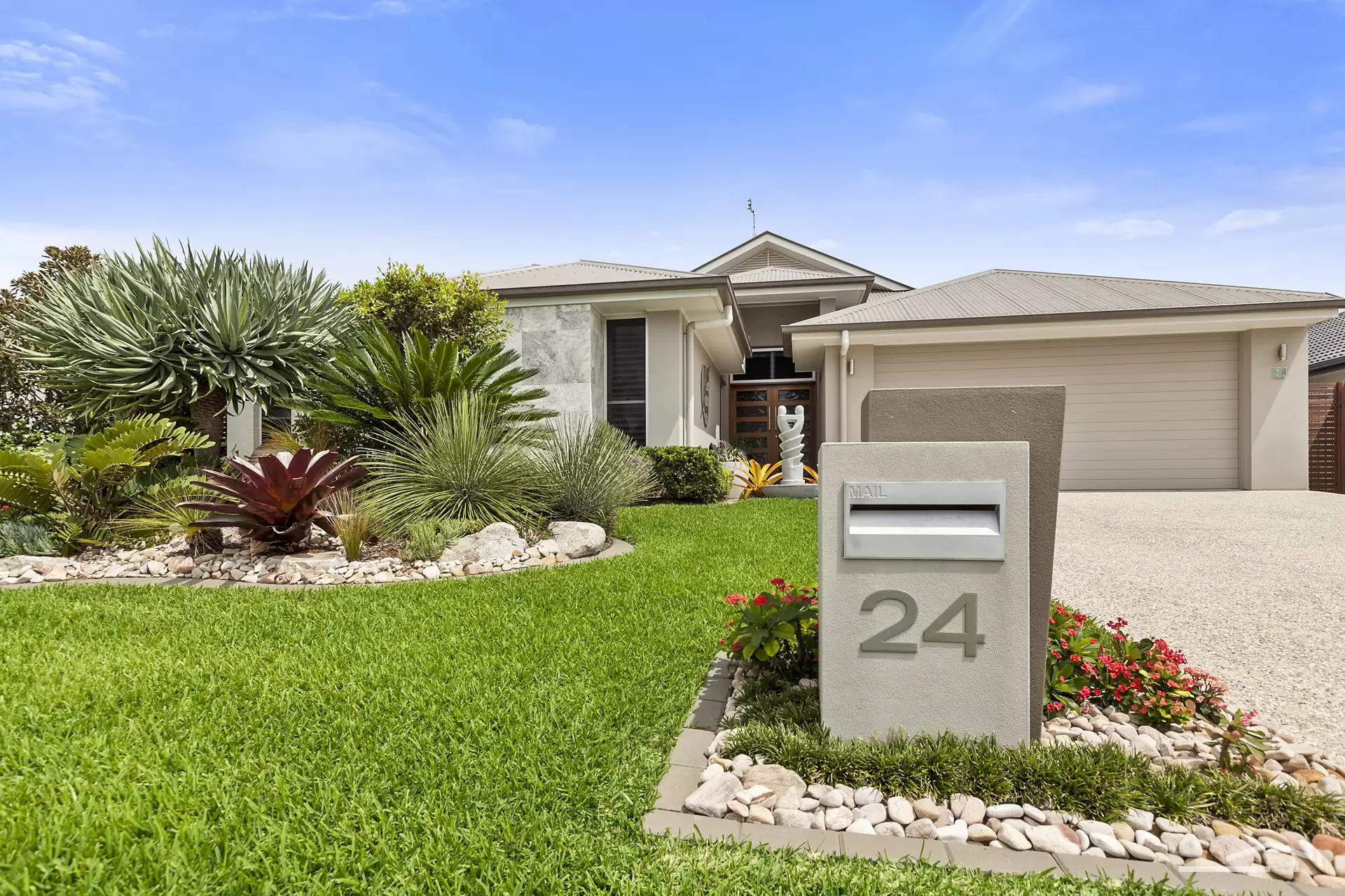 Photo #10: 24 Augusta Circuit, Peregian Springs - Sold by Ray White Noosa