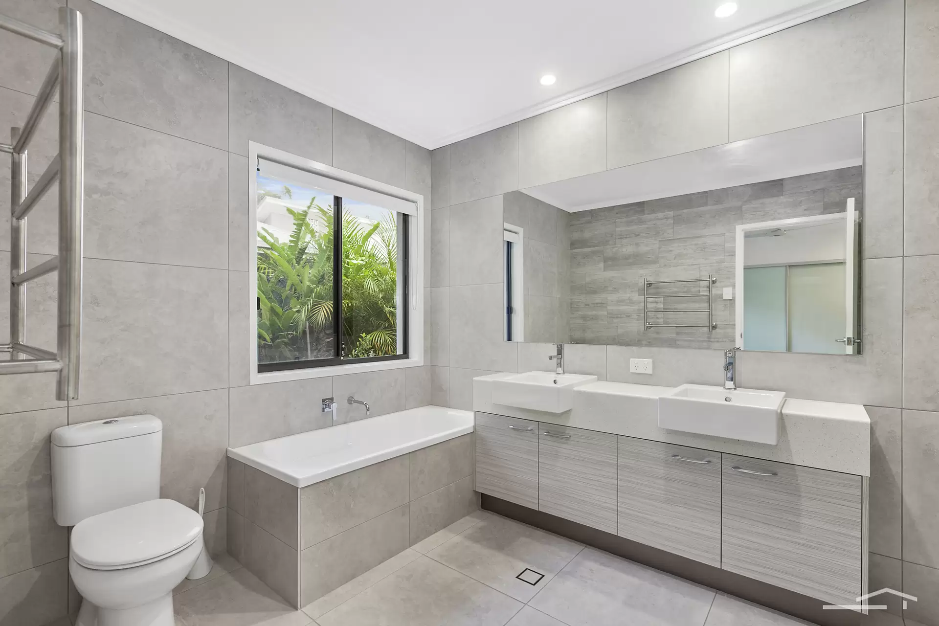 Photo #14: 35 Augusta Circuit, Peregian Springs - Sold by Ray White Noosa