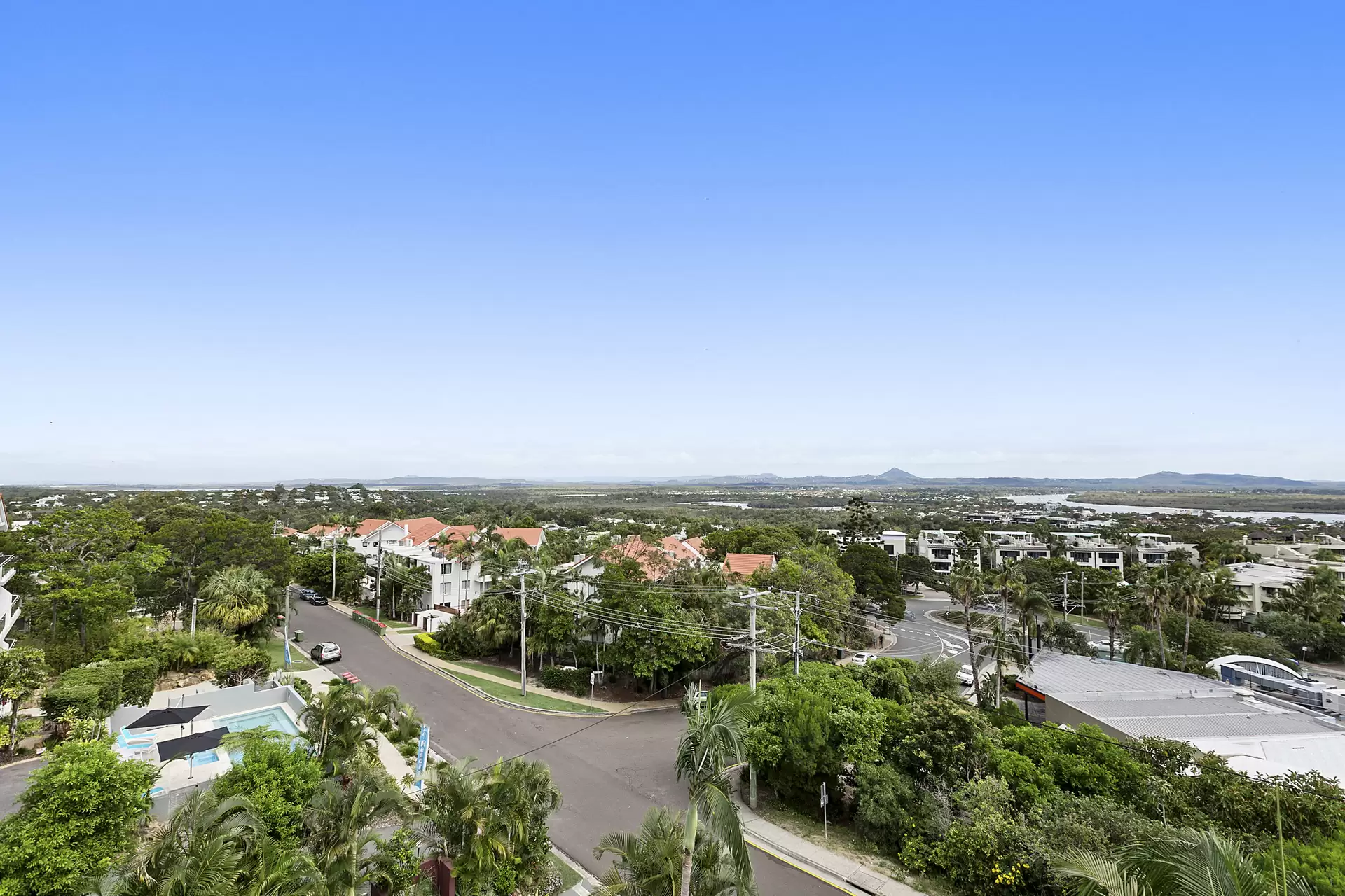 Photo #6: 10/20 Edgar Bennett Avenue, Noosa Heads - Sold by Ray White Noosa