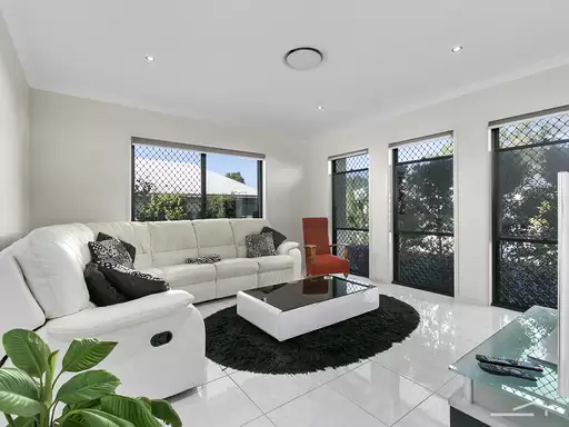 38 Augusta Circuit, Peregian Springs Sold by Ray White Noosa - image 8