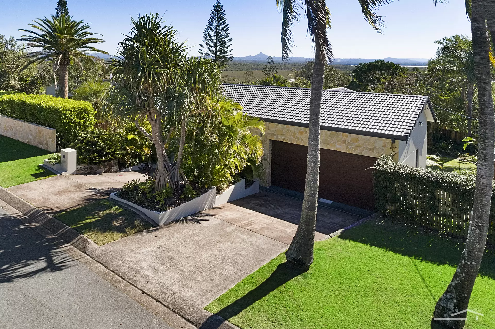 Photo #5: 24-26 Parakeet Crescent, Peregian Beach - Sold by Ray White Noosa