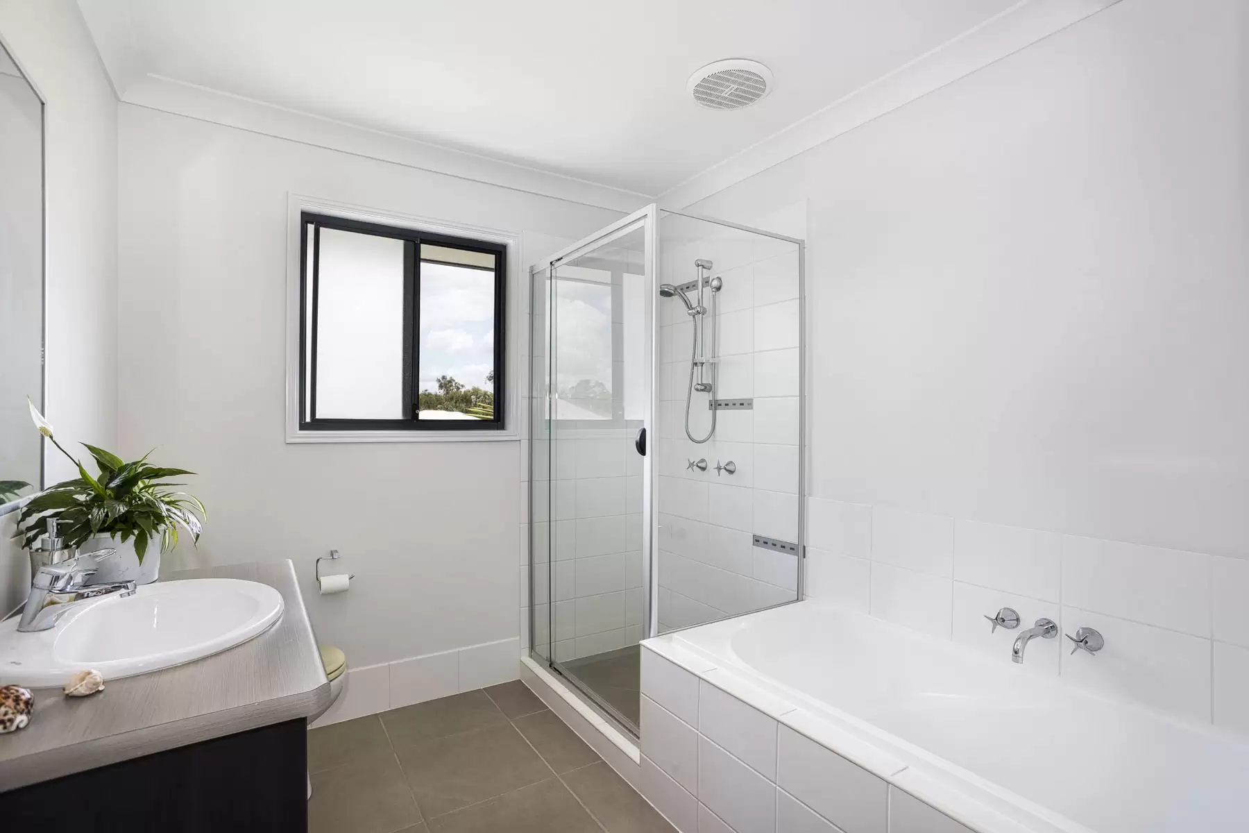 Photo #10: 6 Bunker Court, Peregian Springs - Sold by Ray White Noosa