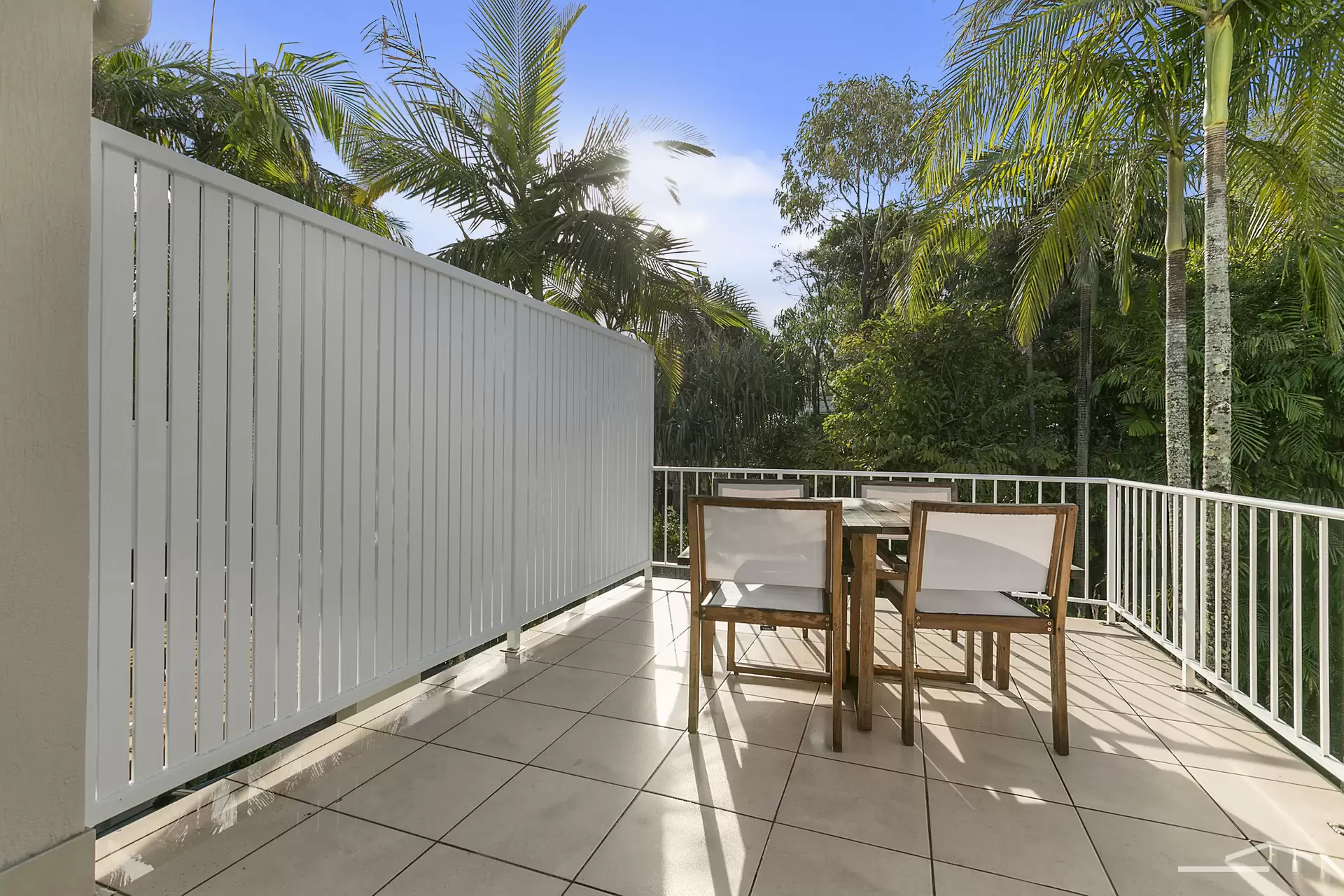 Photo #5: 4/5 Douglas Street, Sunshine Beach - Sold by Ray White Noosa