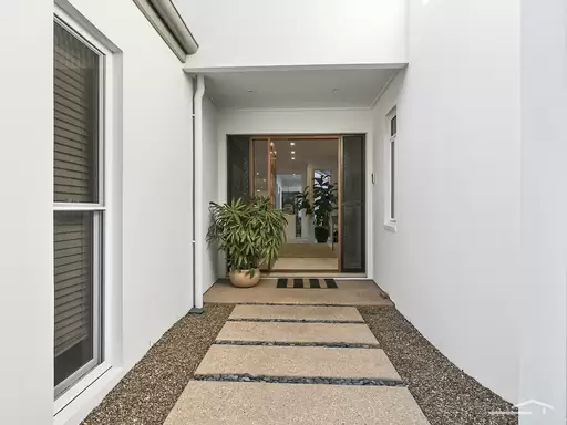 22 Lakeside Drive, Peregian Springs Sold by Ray White Noosa - image 12