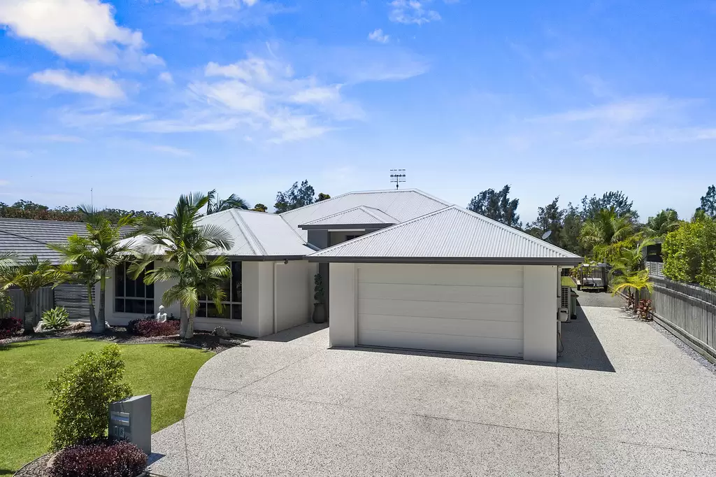 Photo #4: 18 Attenuatta Place, Noosaville - Sold by Ray White Noosa