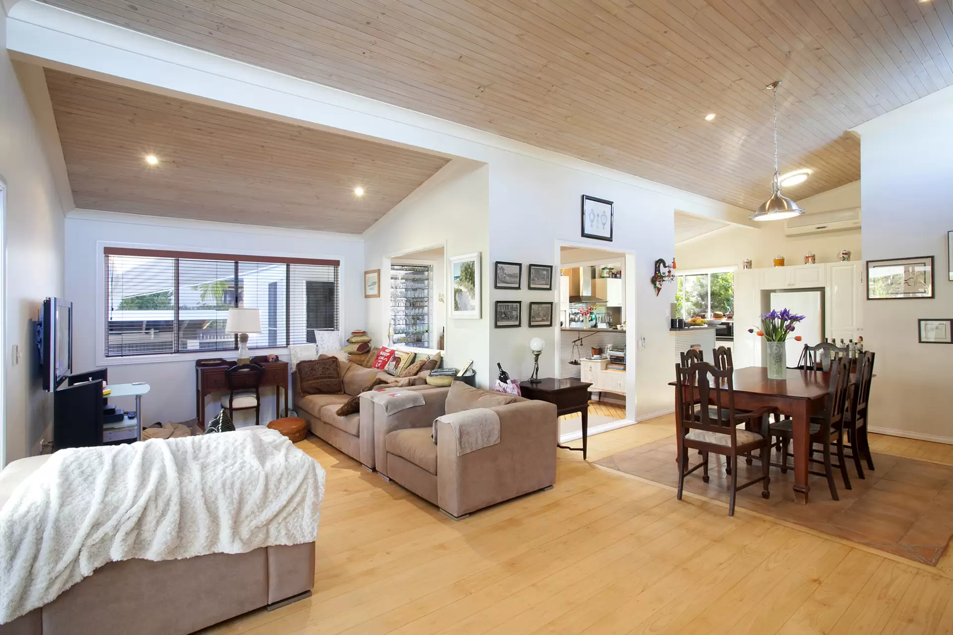 Photo #5: 6 Bartill Court, Noosa Heads - Sold by Ray White Noosa