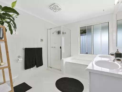 8 Nicklaus Lane, Peregian Springs Sold by Ray White Noosa - image 18