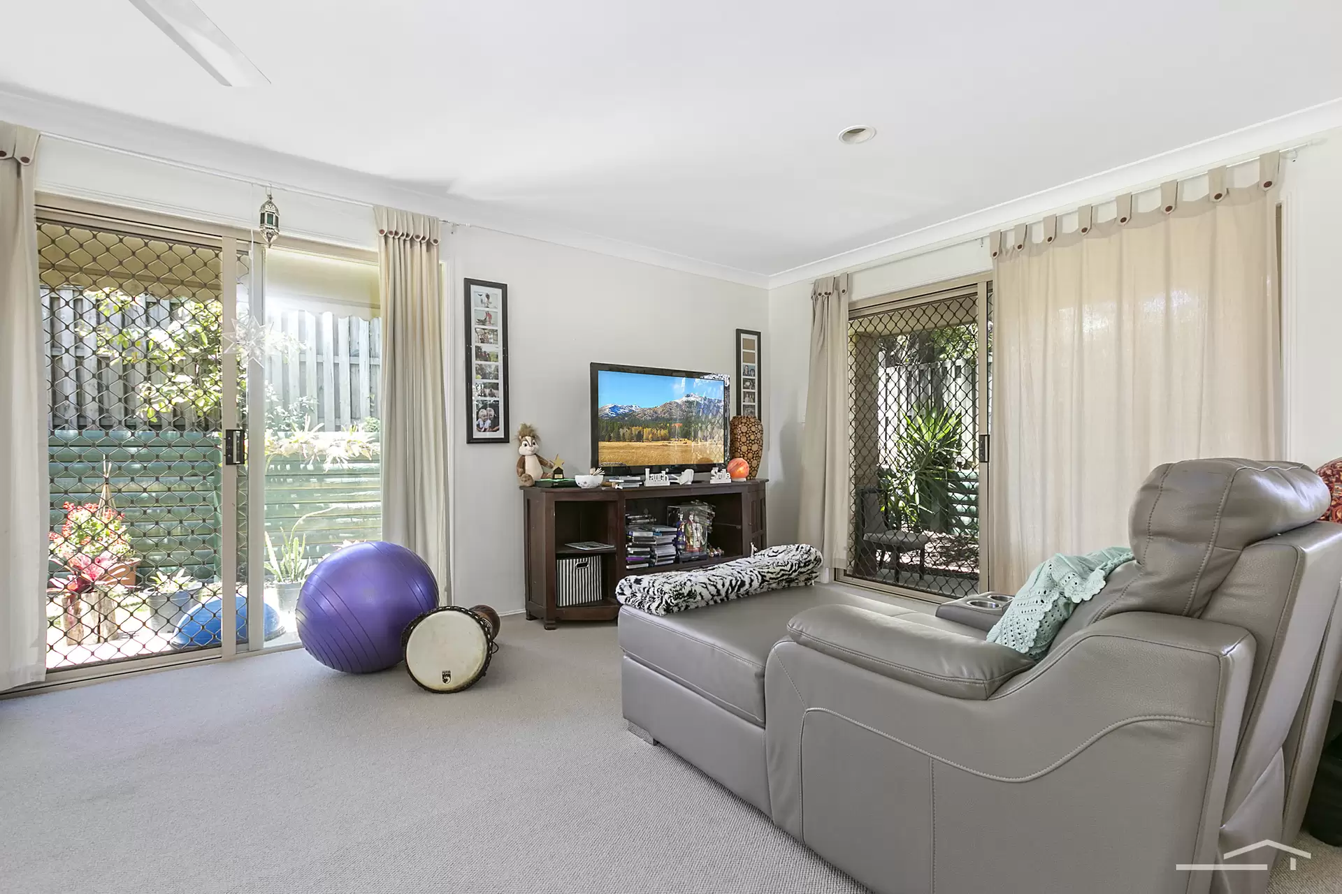 Photo #8: 4 Silkwood Drive, Noosaville - Sold by Ray White Noosa