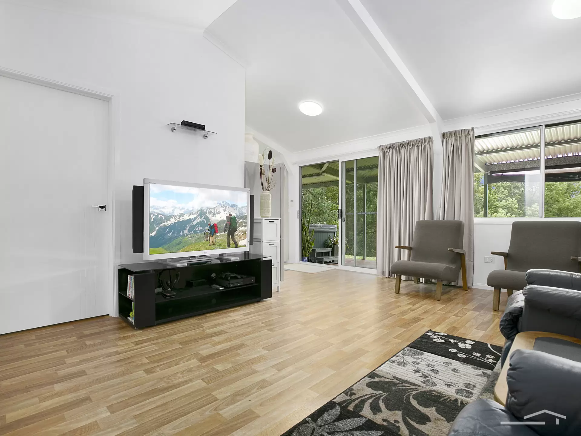 Photo #13: 195 Sunrise Road, Eumundi - Sold by Ray White Noosa