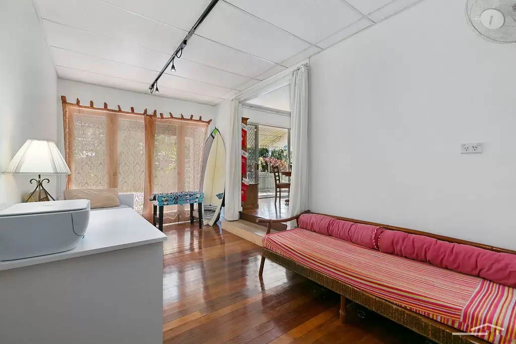Photo #6: 2 Ridge Street, Tewantin - Sold by Ray White Noosa
