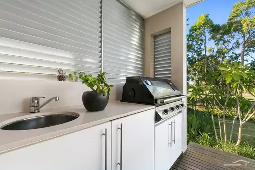 4 Lakeside Drive, Peregian Springs Sold by Ray White Noosa - image 7