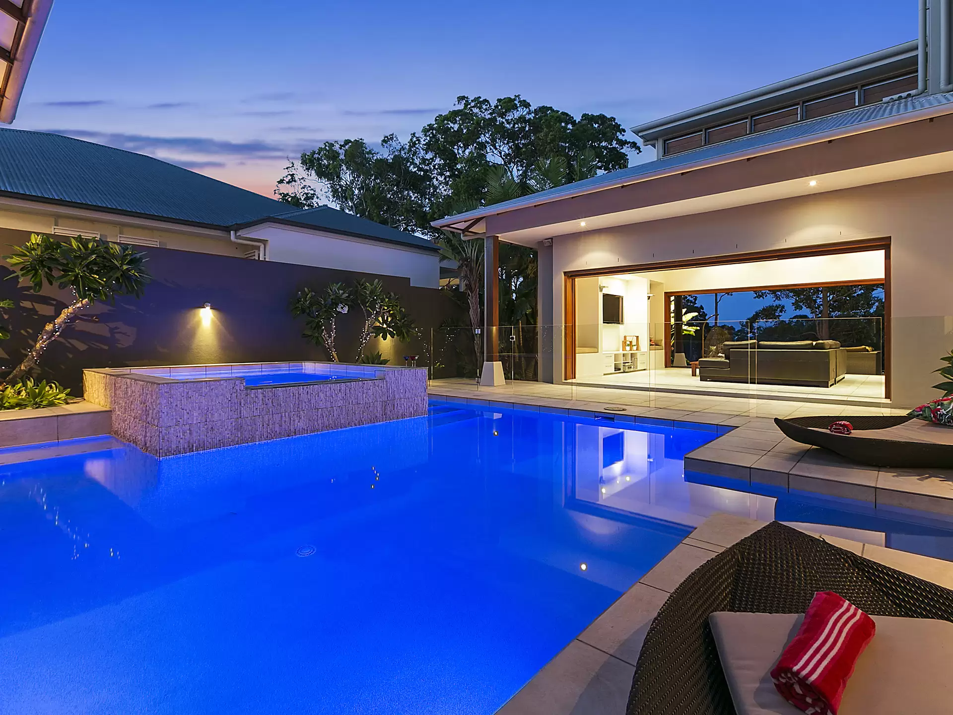Photo #8: 10 Lakeside Drive, Peregian Springs - Sold by Ray White Noosa