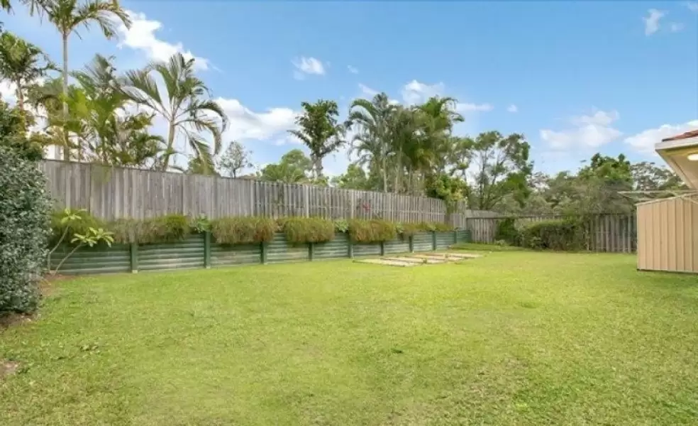 Photo #8: 28 Bushlands Drive, Noosaville - Sold by Ray White Noosa