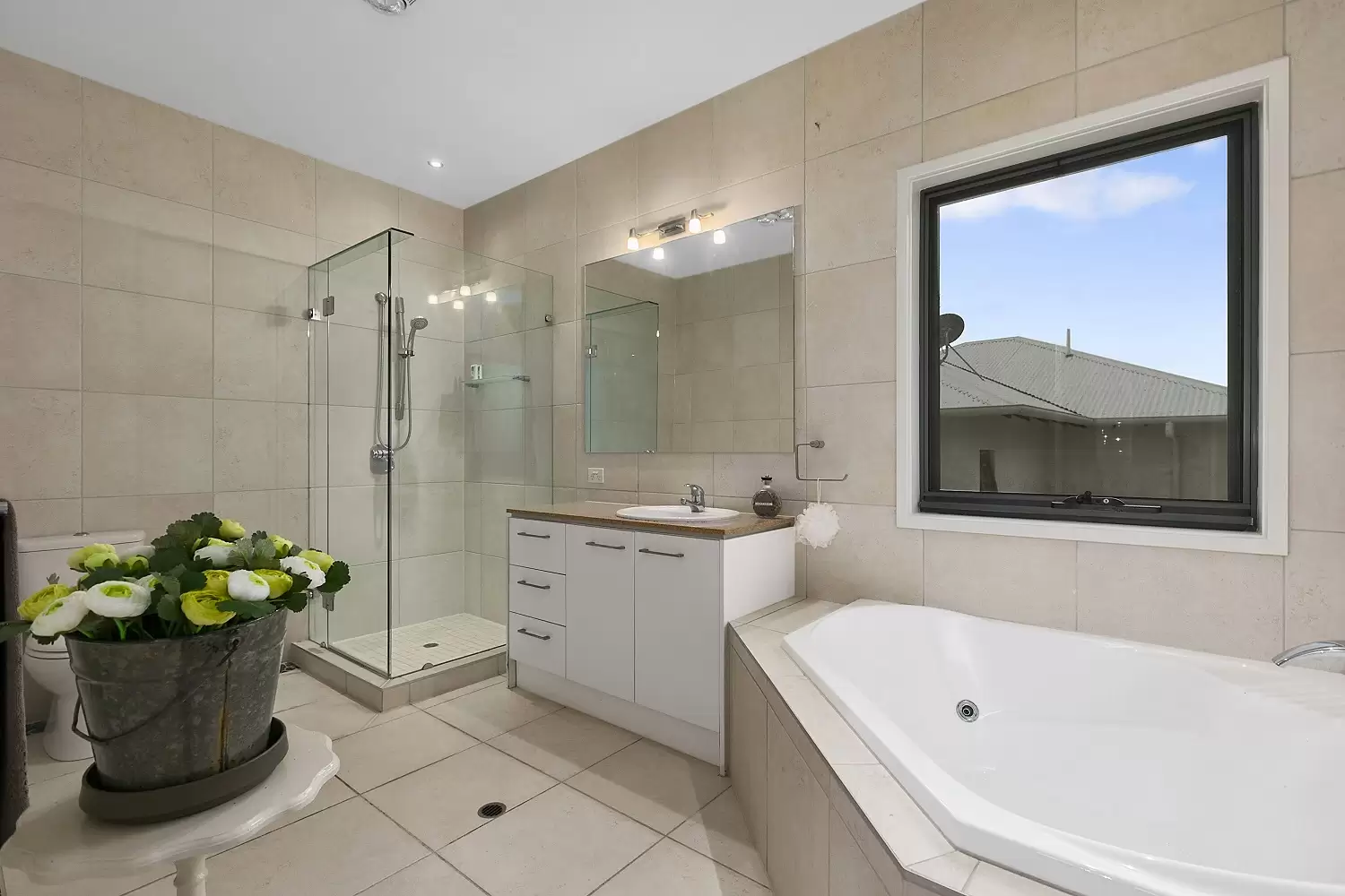 Photo #7: 4/115 Peregian Springs Drive, Peregian Springs - Sold by Ray White Noosa