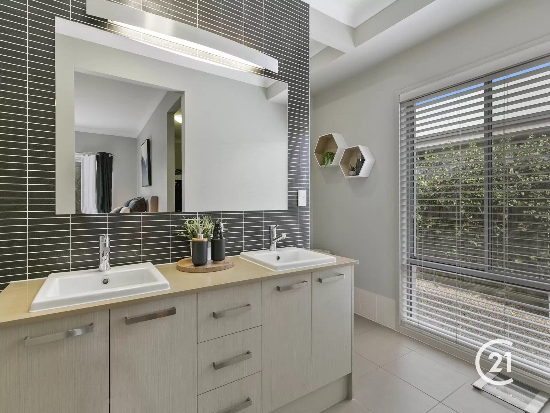 Photo #14: 2 Beachwood Place, Peregian Springs - Sold by Ray White Noosa