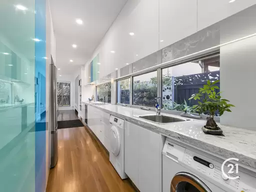 7 Surfside Lane, Mount Coolum Sold by Ray White Noosa - image 4