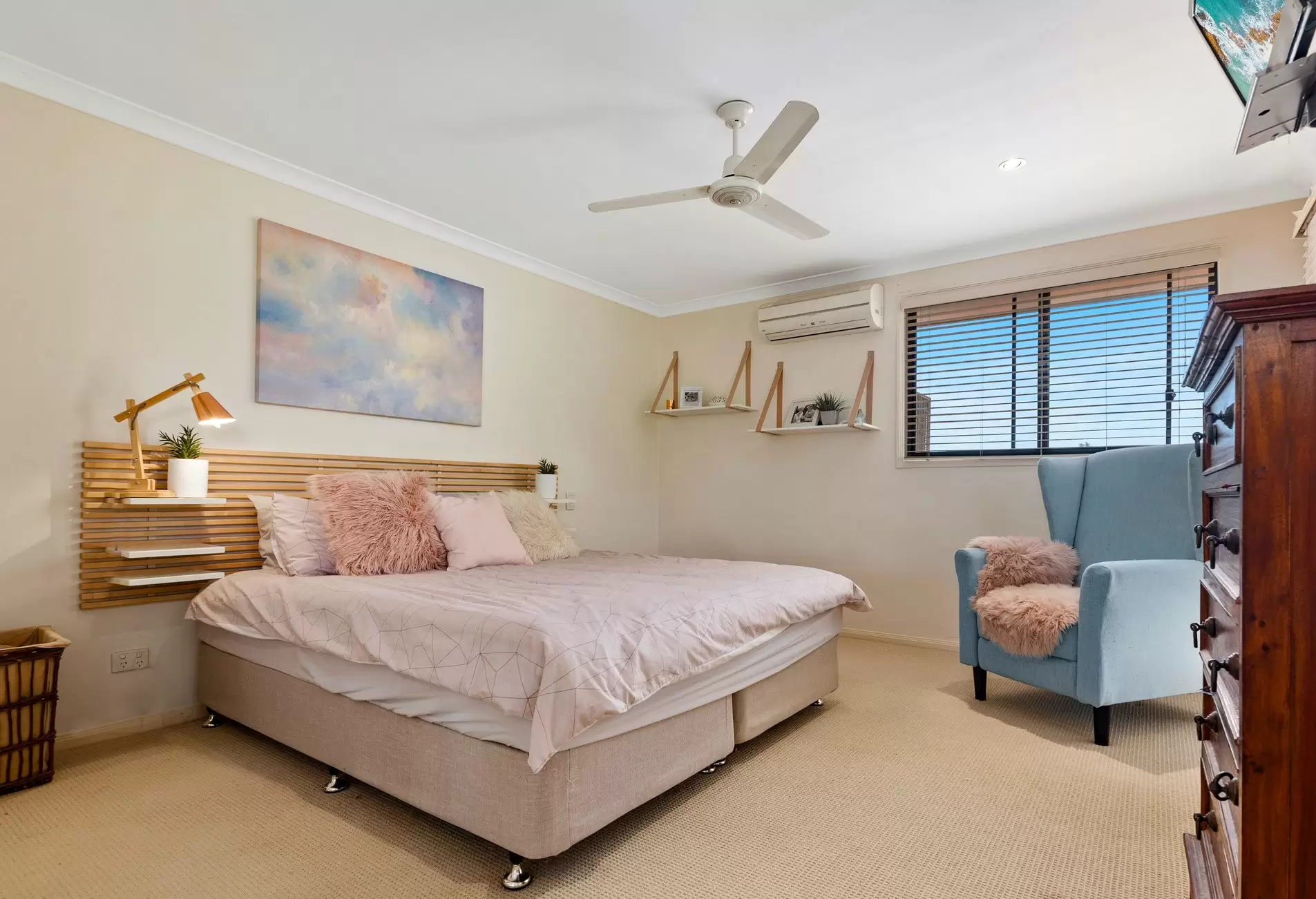 Photo #12: 6 Fairway Parade, Peregian Springs - Sold by Ray White Noosa
