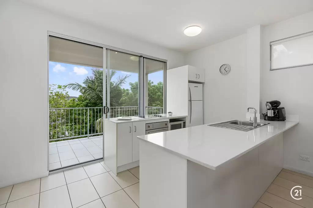 Photo #4: 18/152-158 Noosa Parade, Noosaville - Sold by Ray White Noosa