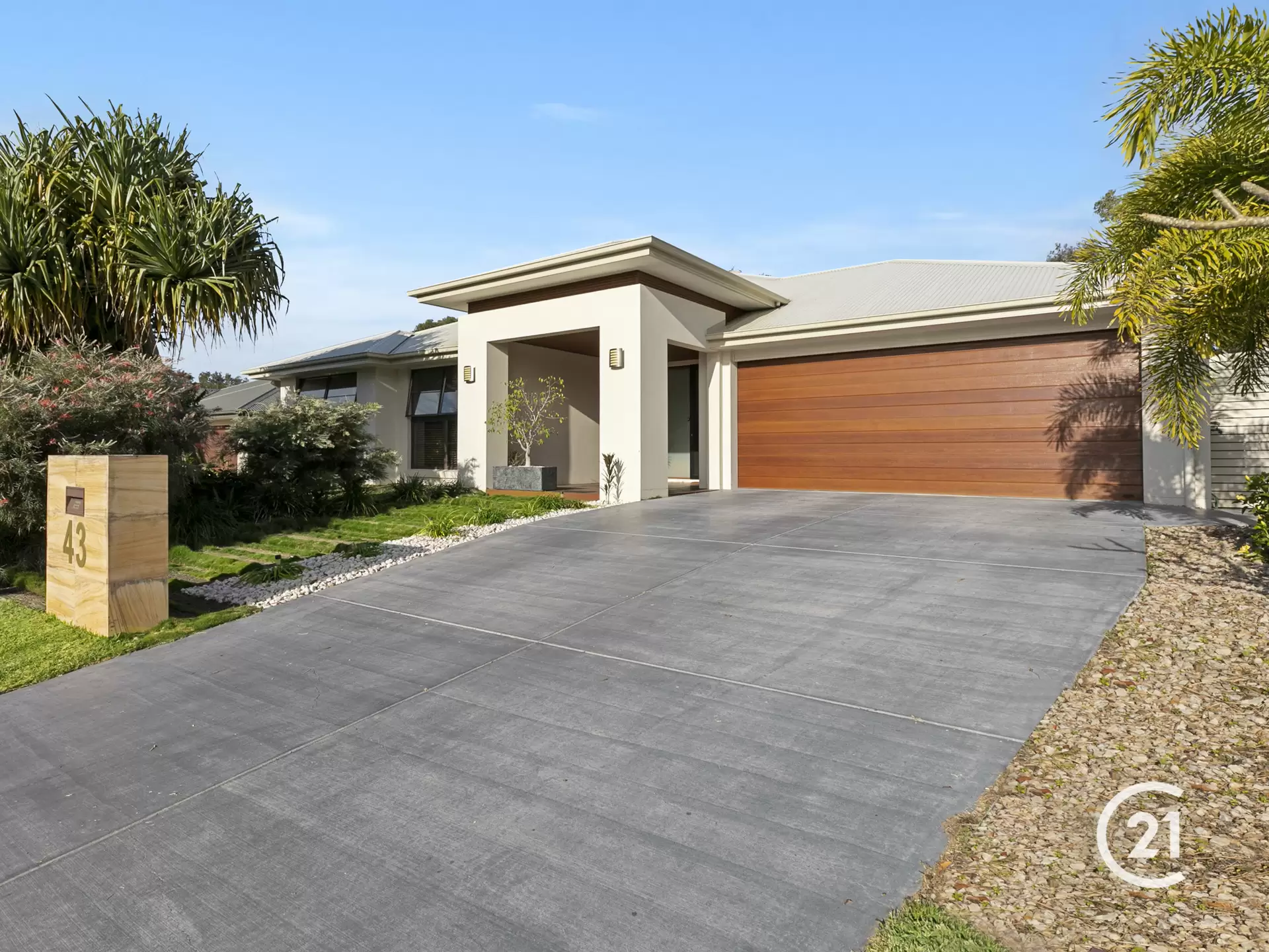 Photo #3: 43 Augusta Circuit, Peregian Springs - Sold by Ray White Noosa