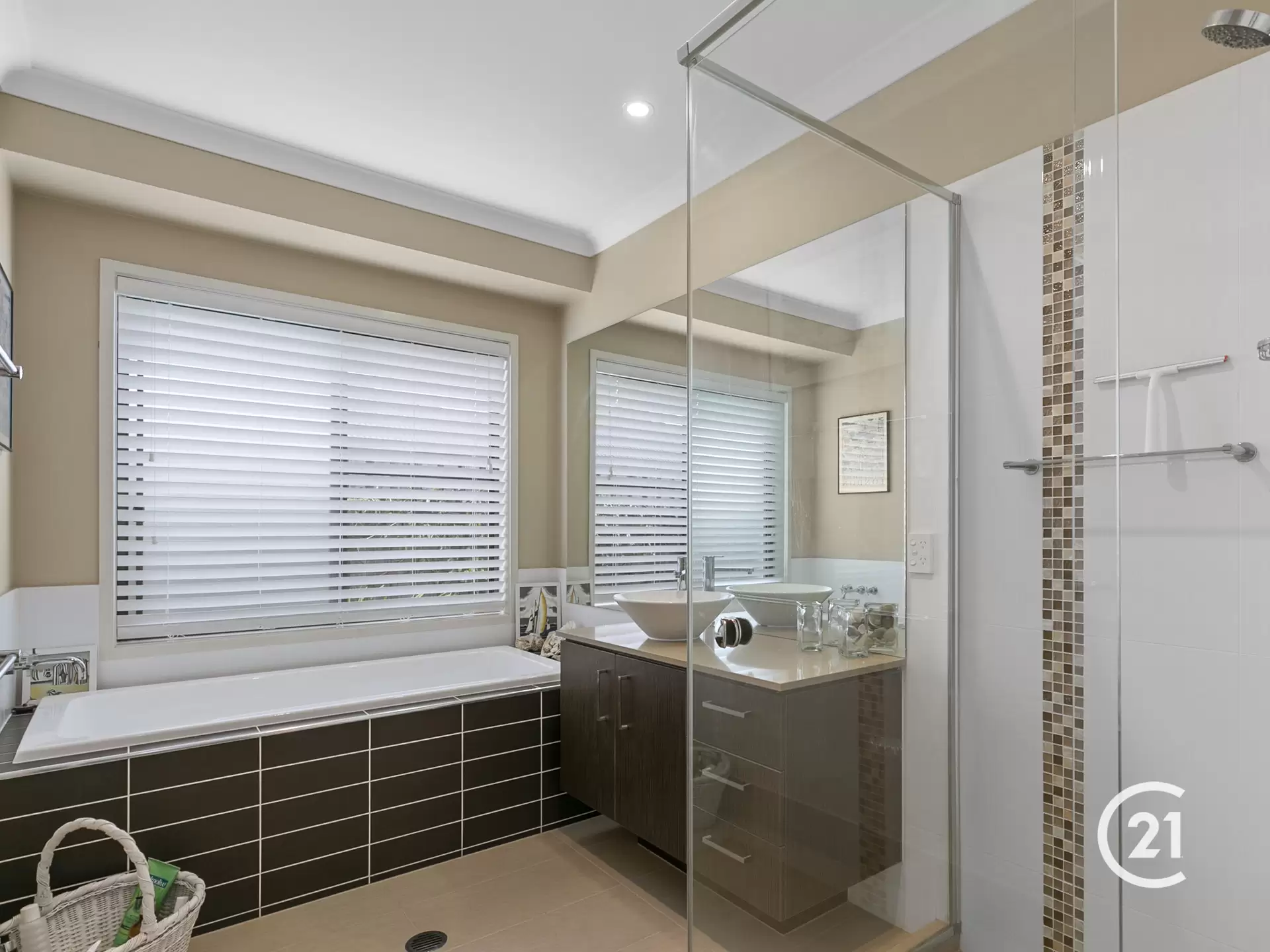 Photo #14: 43 Augusta Circuit, Peregian Springs - Sold by Ray White Noosa