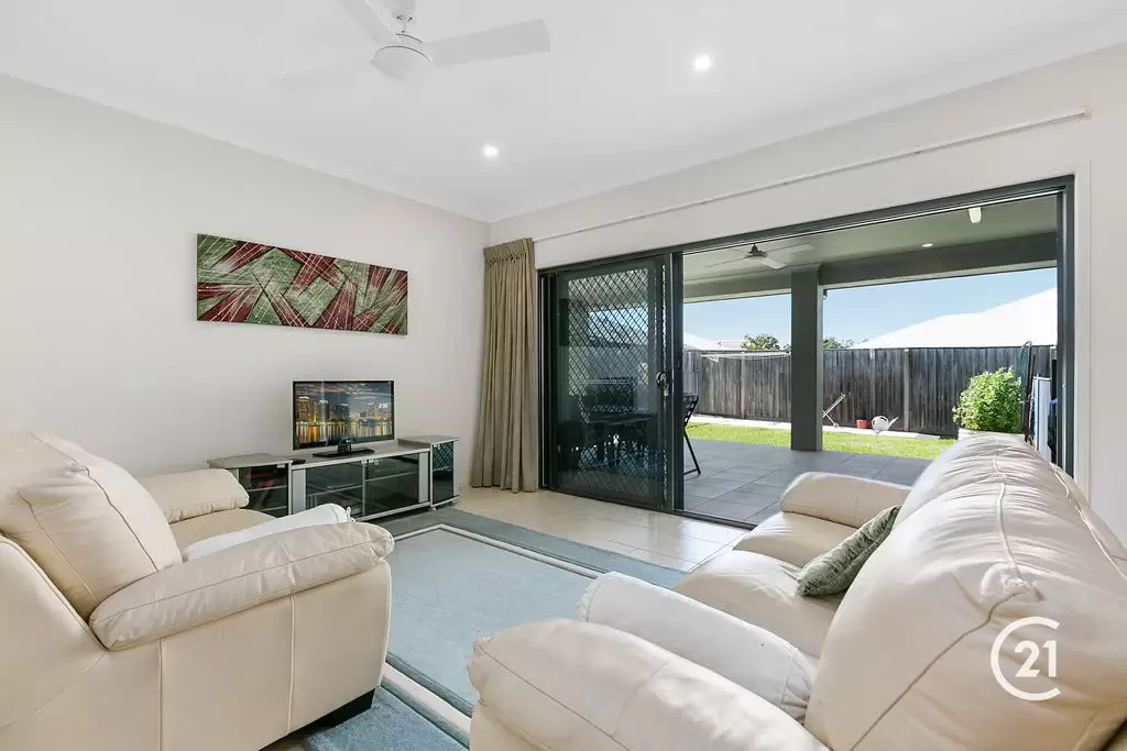 Photo #9: 10 Balgownie Drive, Peregian Springs - Sold by Ray White Noosa