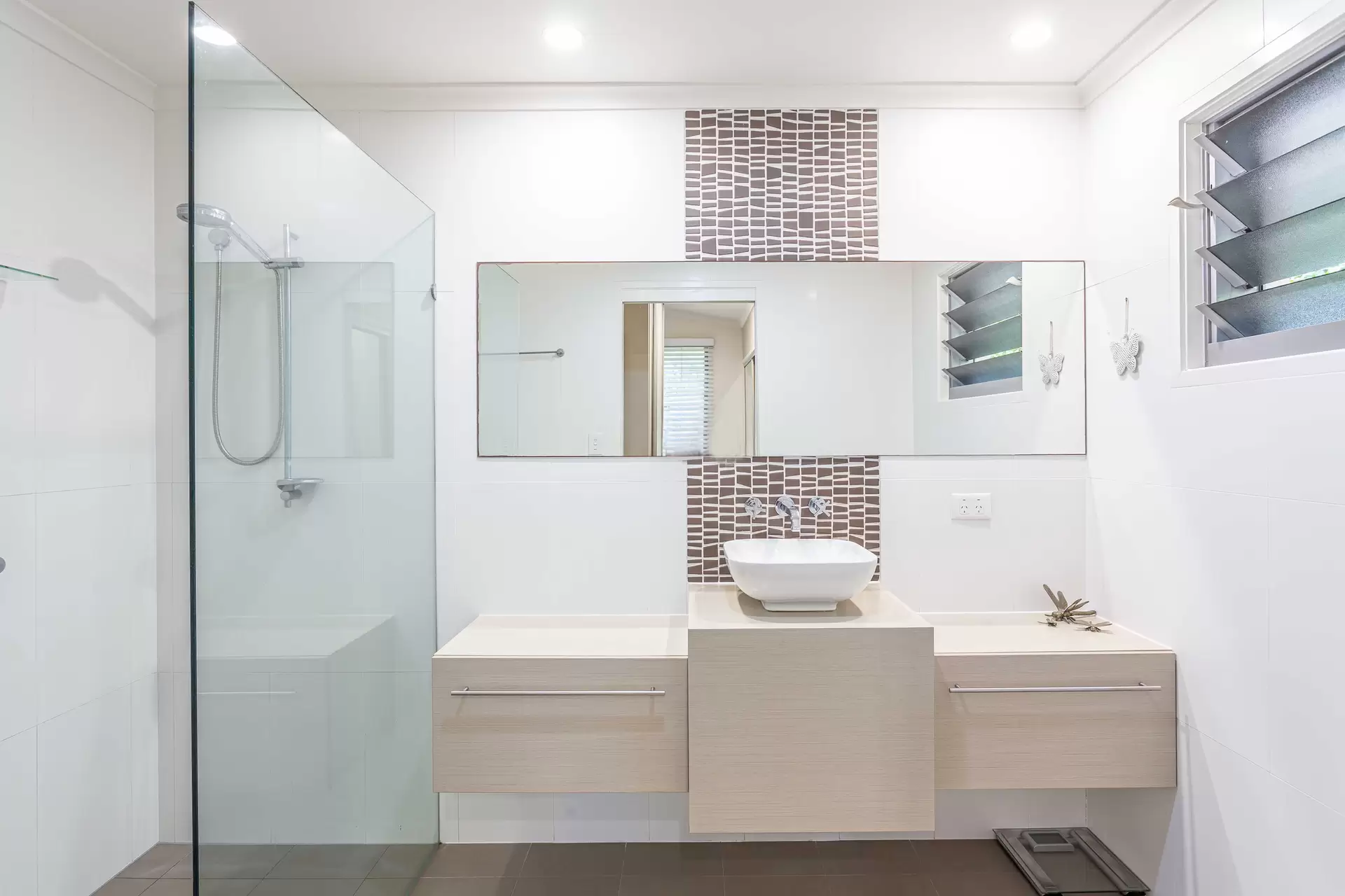 Photo #20: 31 Heron Court, Tewantin - Sold by Ray White Noosa
