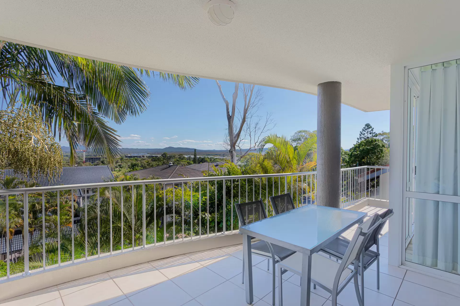 Photo #7: 5/26 Noosa Drive, Noosa Heads - Sold by Ray White Noosa