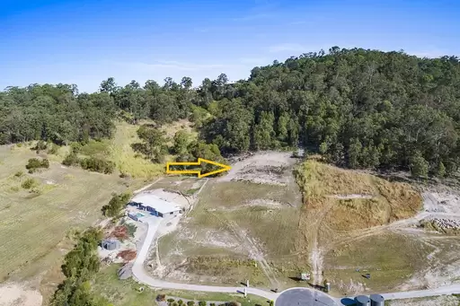 23 Hughes Place, Valdora Sold by Ray White Noosa - image 2