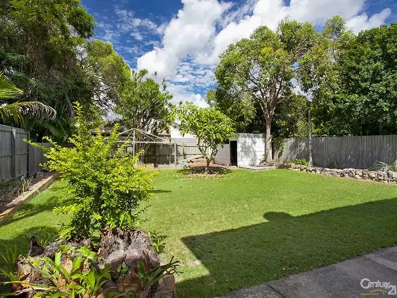 Photo #8: 26 Wildflower Street, Sunshine Beach - Sold by Ray White Noosa